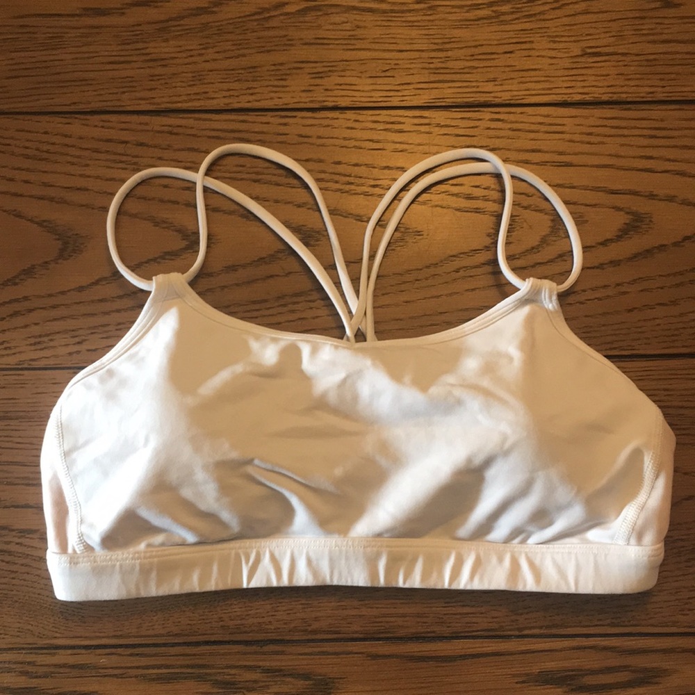Lululemon white sports bra